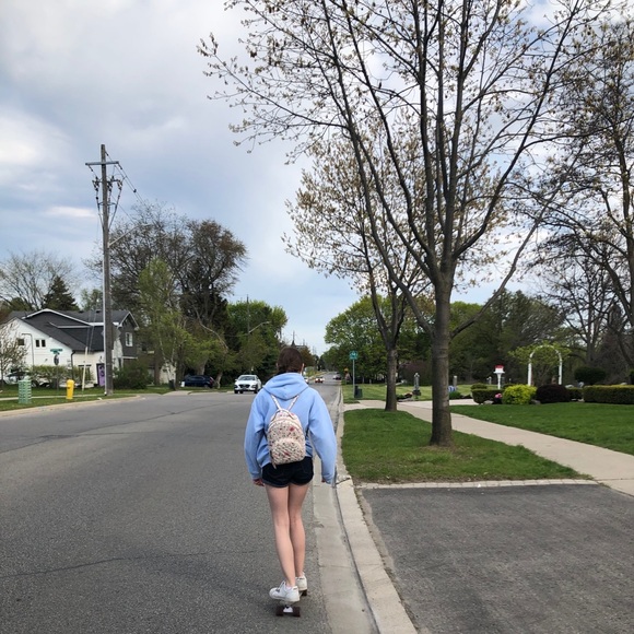 Meet your Posher, Sophie - Picture 2 of 2